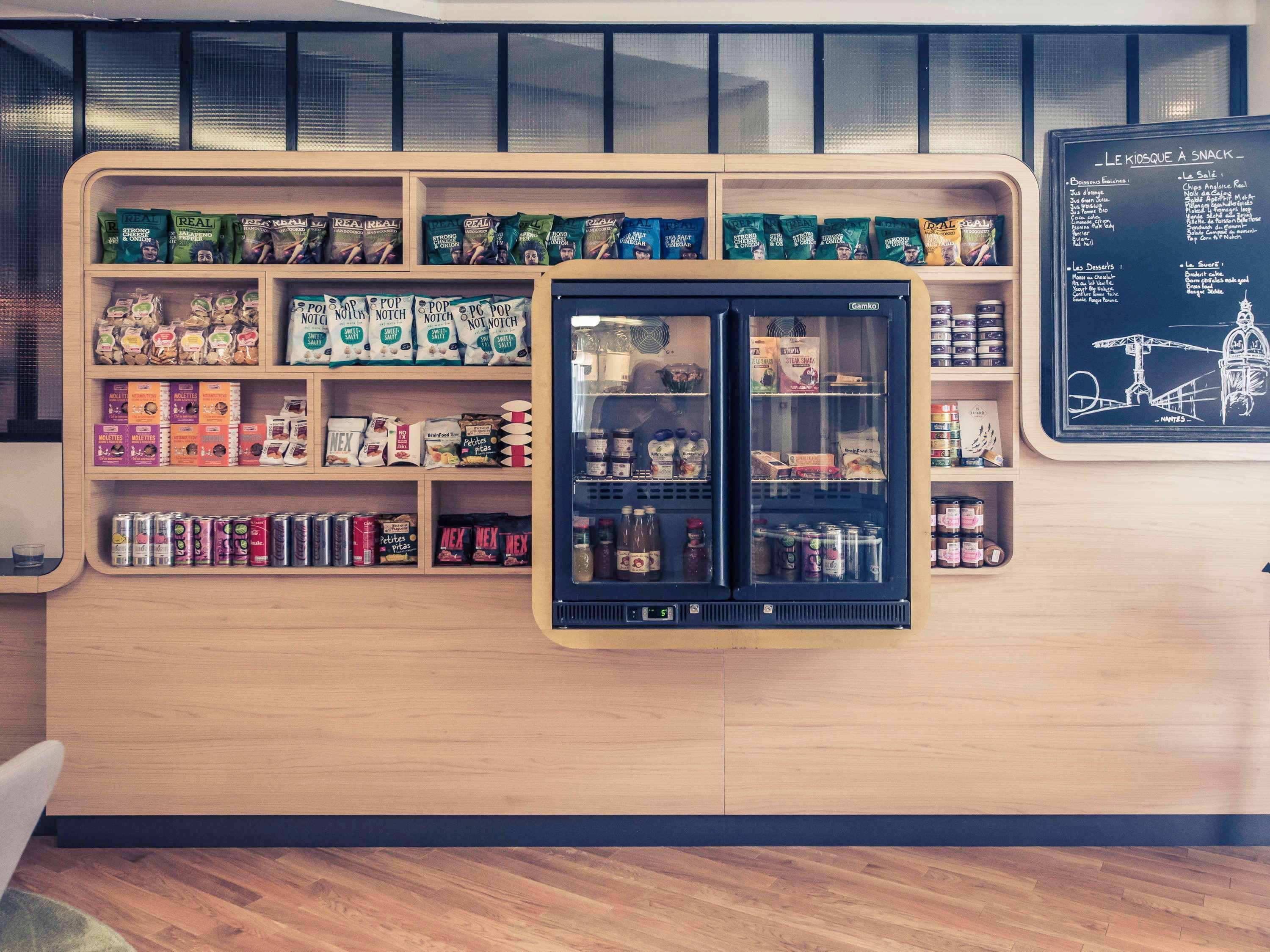 Mercure Nantes Centre Gare Екстер'єр фото