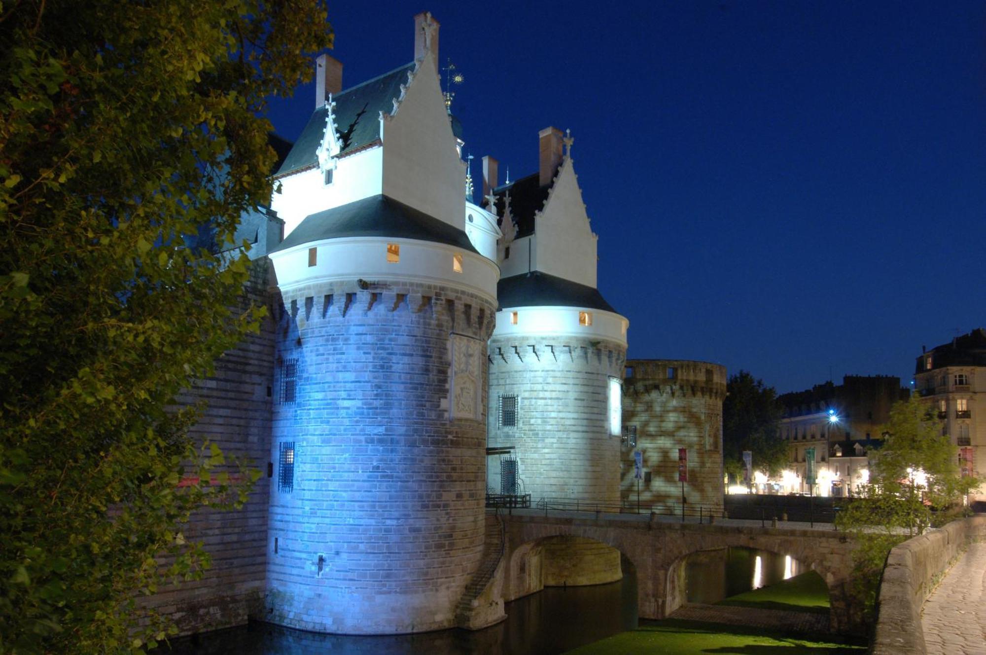 Mercure Nantes Centre Gare Екстер'єр фото