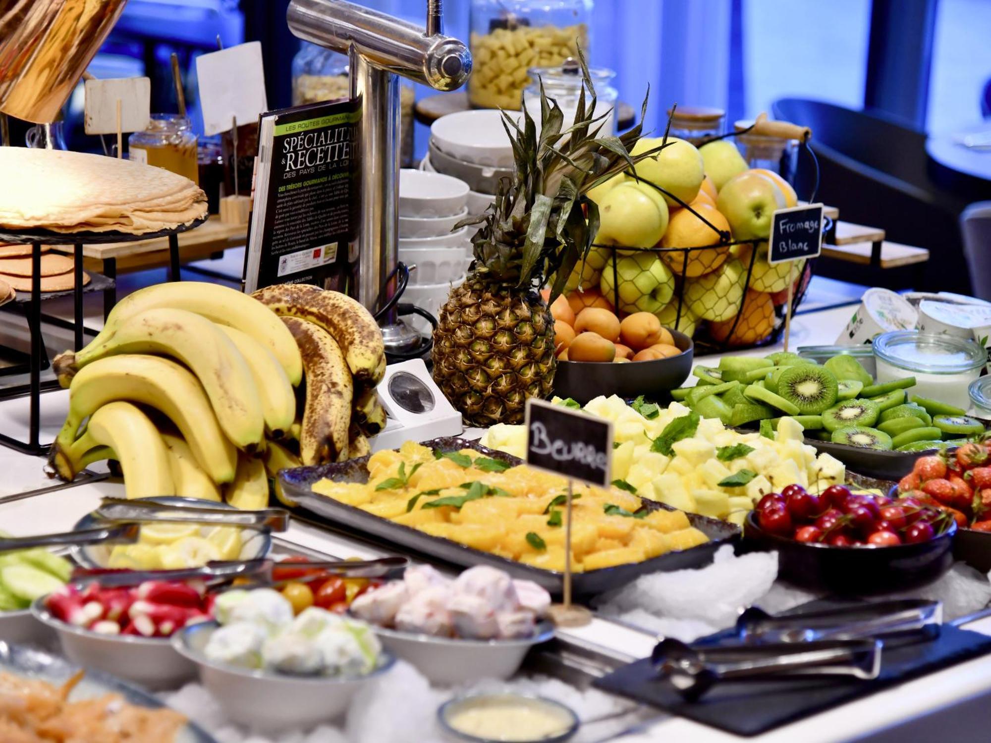 Mercure Nantes Centre Gare Екстер'єр фото
