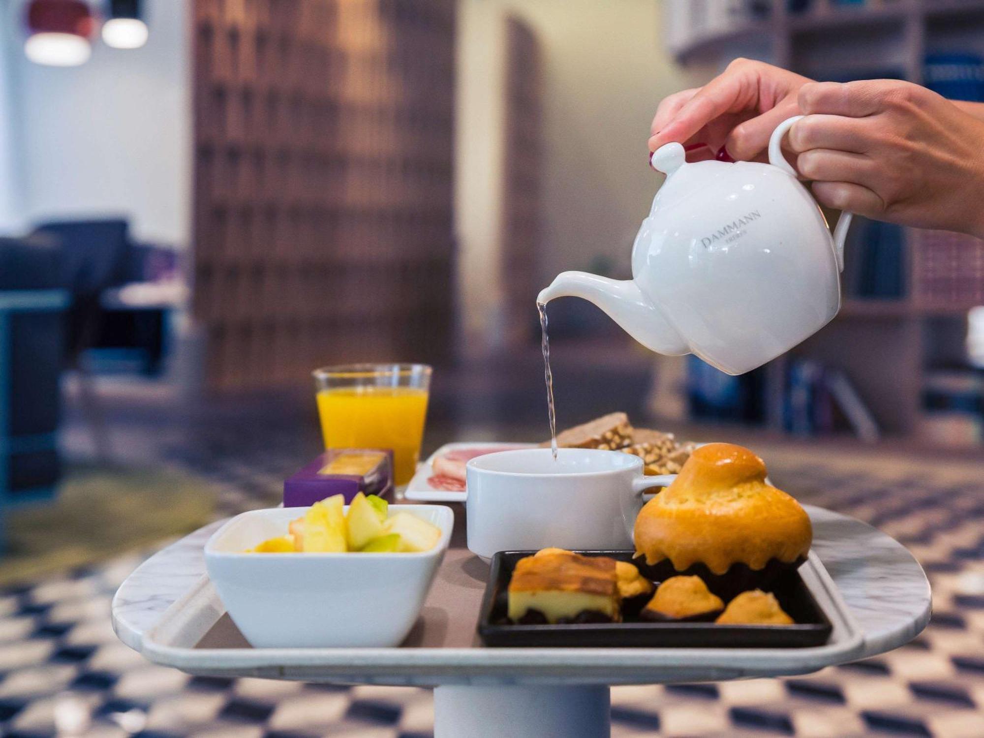 Mercure Nantes Centre Gare Екстер'єр фото
