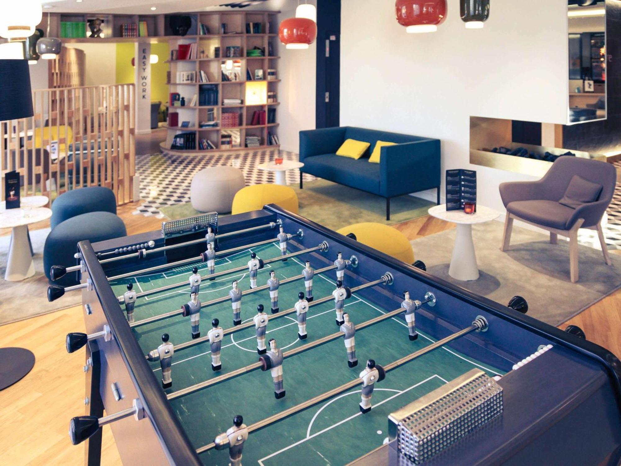 Mercure Nantes Centre Gare Екстер'єр фото