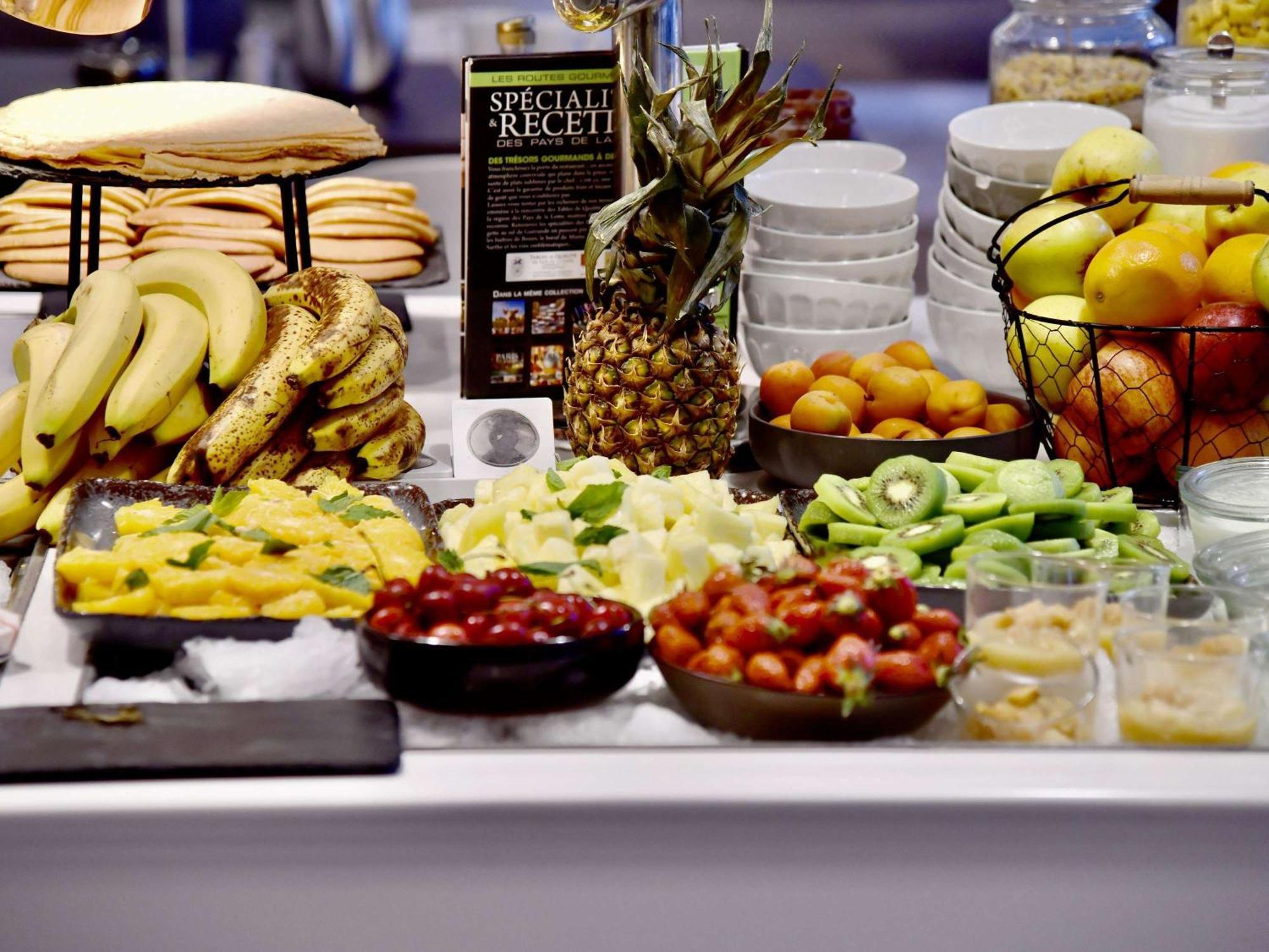 Mercure Nantes Centre Gare Екстер'єр фото