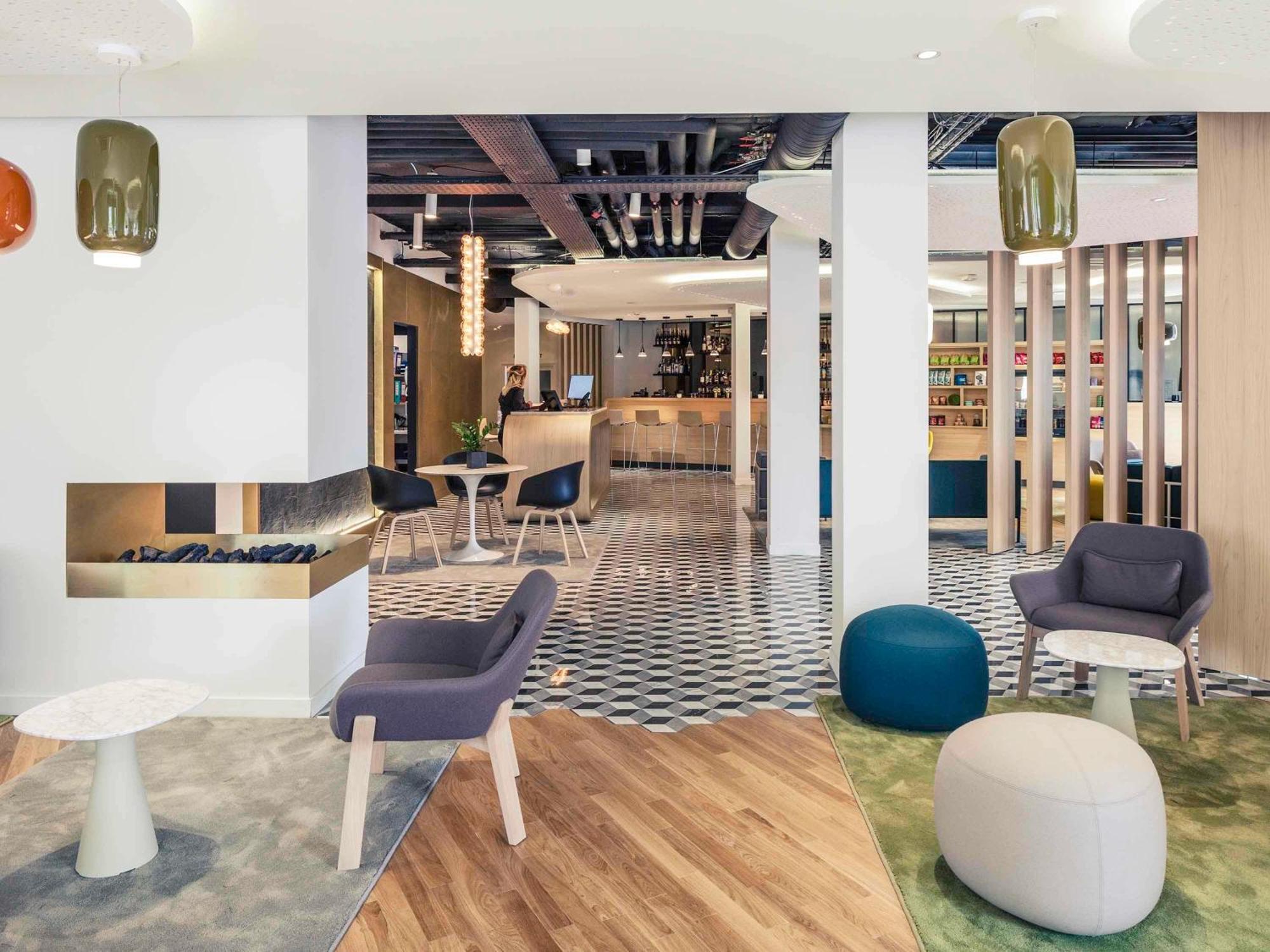 Mercure Nantes Centre Gare Екстер'єр фото